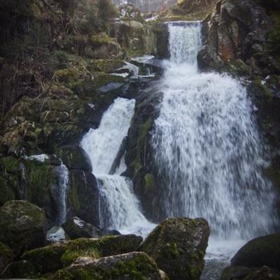 山水瀑布头像特里贝格瀑布风景图片