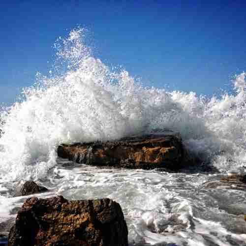 海浪风景头像汹涌的海浪太壮观了唯美头像