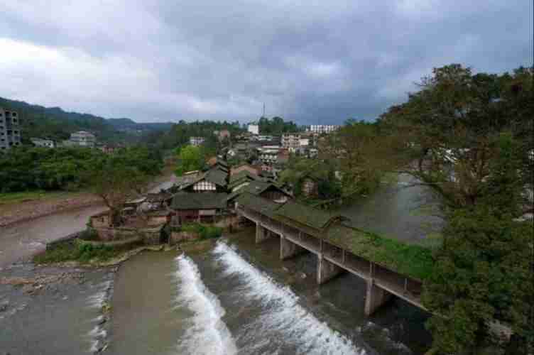 从宜宾出发3-4天旅游去哪里比较好