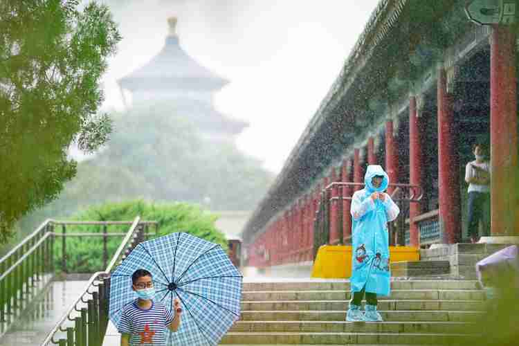 天坛公园大暴雨闭馆吗