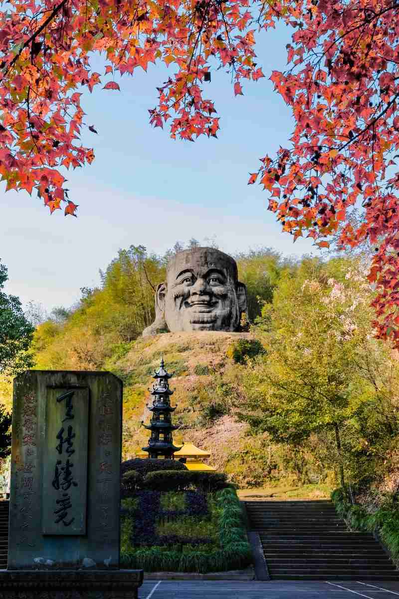 新昌大佛寺旁边有哪些地方有好吃的好玩的