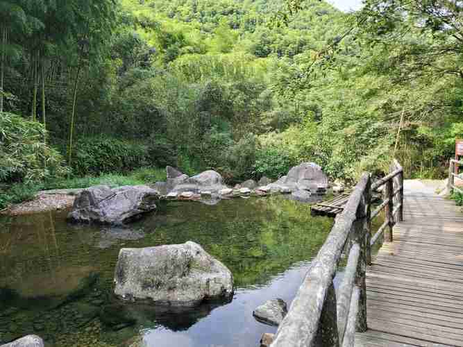 杭州山沟沟风景区值得去不