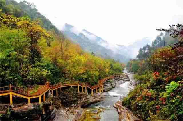 黄柏塬和太白山景区哪个好