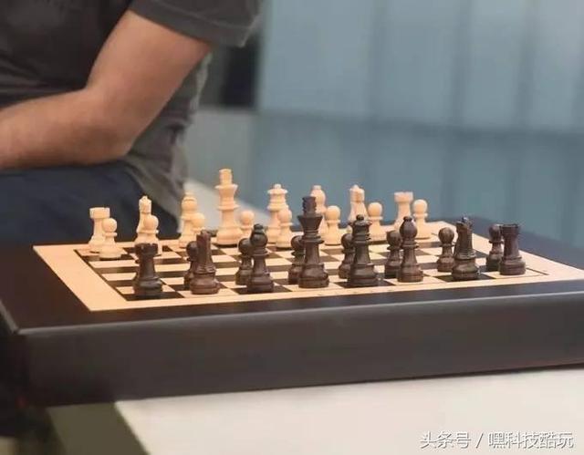 象棋新手来玩象棋（像在公园里制霸象棋界）(2)