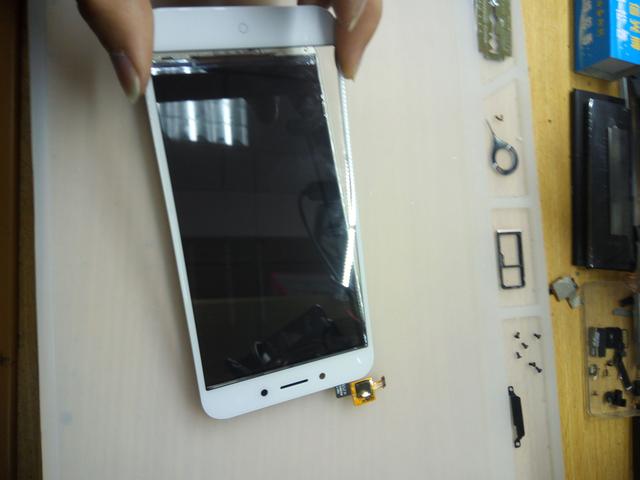 360n5换手机内外屏多少钱（N5手机碎屏拆解维修全过程）(10)