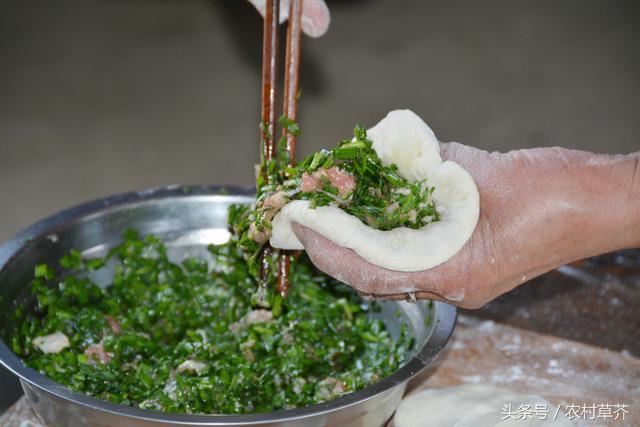 婆婆在农村做的菜（农村婆婆做的大菜包）(2)