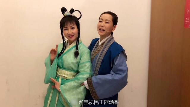 赵雅芝新白娘子年轻时的盛世容颜（新白娘子再同台上演回忆杀）(3)