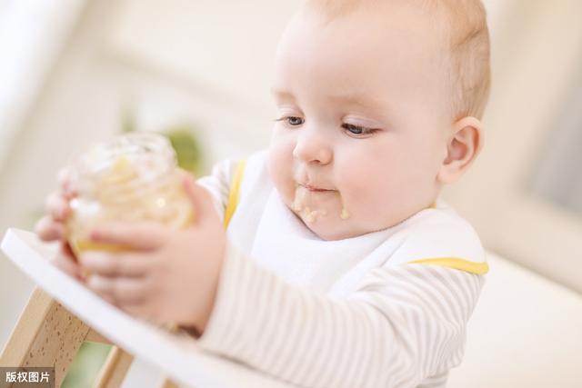 五至六个月宝宝怎么添加辅食（添加辅食要做好这5点）(4)