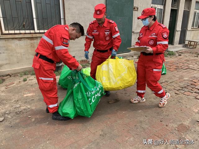 汇聚蔚蓝守护海洋生态（守护美丽岸线呵护蔚蓝海洋）(5)