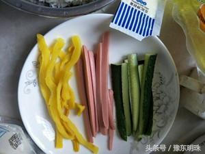 正宗紫菜包饭怎么做好吃（大厨教你做紫菜包饭）(2)