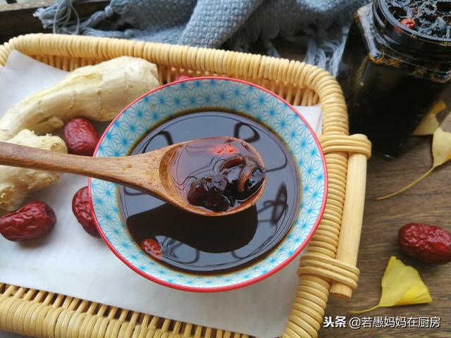 姜枣茶膏的家庭正确做法（女人一定要喝的姜枣膏）(1)