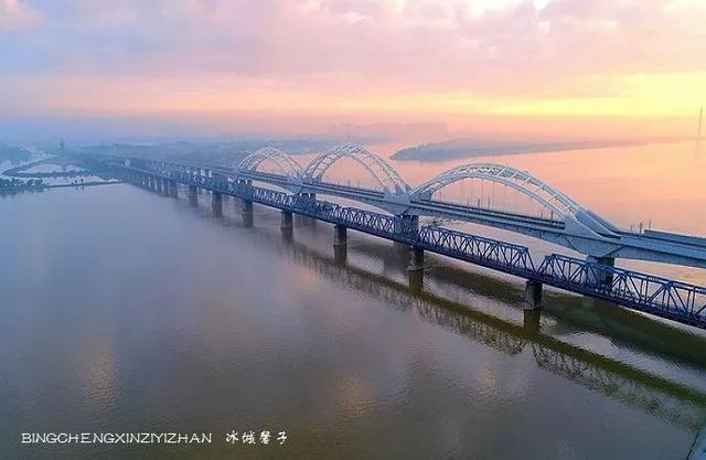 黑龙江省铁路沿途风景（这条铁路沿线保留了众多的历史建筑）(6)