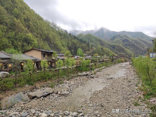 秦岭牛背梁详细旅游攻略（西安自驾秦岭牛背梁终南山寨）(1)