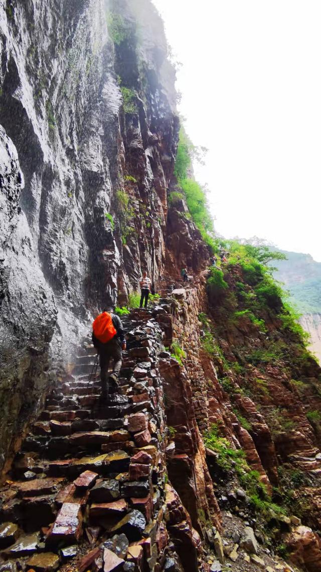 驴友爬山旅游攻略（驴友记徒步八里沟）(13)