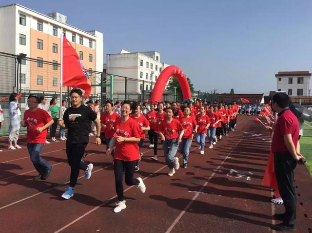 骆驼初级中学在镇海什么档次（海中实验包中）(9)