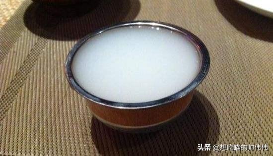 内蒙古人必吃的十种美食（内蒙十种当地最有特色的美食）(10)