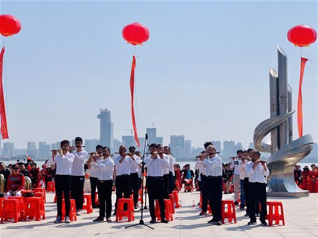 湖北70周年演出（唱响大武汉）(1)