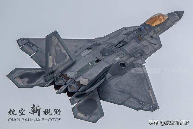 仿真f-22隐形战斗机（F-22隐形战机高清组图）(3)