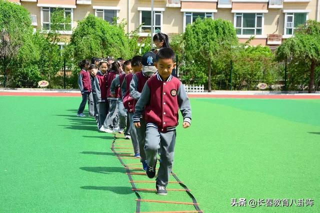 长春市一实验中海小学地址（长春市第一实验中海小学的一天）(19)