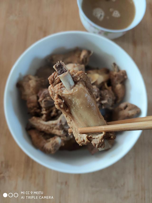 年夜饭必备硬菜排骨（年夜饭无肉不欢）(1)