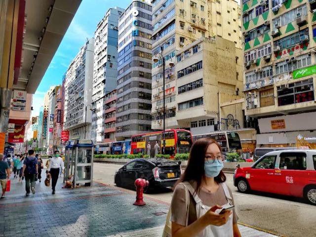 香港繁华城市背后的故事（亲眼目睹香港最惨人群）(16)