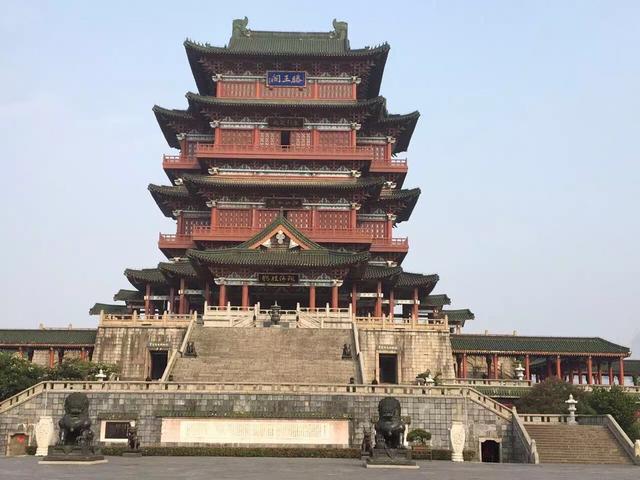 南昌旅游十大必去景点排行榜（这11大代表性的景点不容错过）(1)