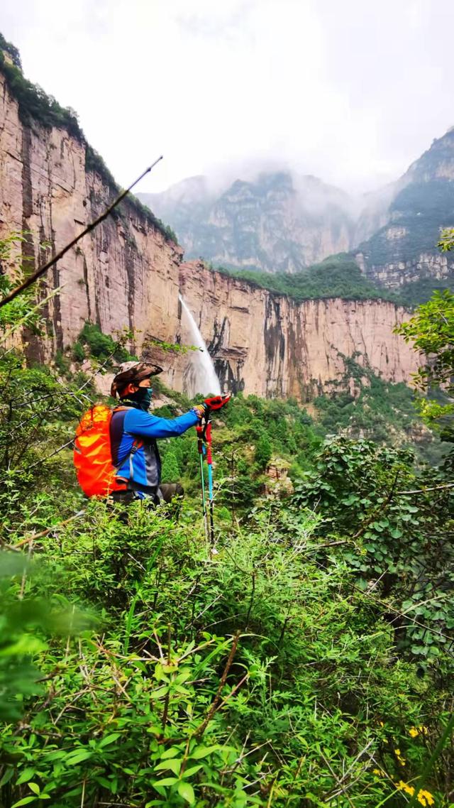 驴友爬山旅游攻略（驴友记徒步八里沟）(7)