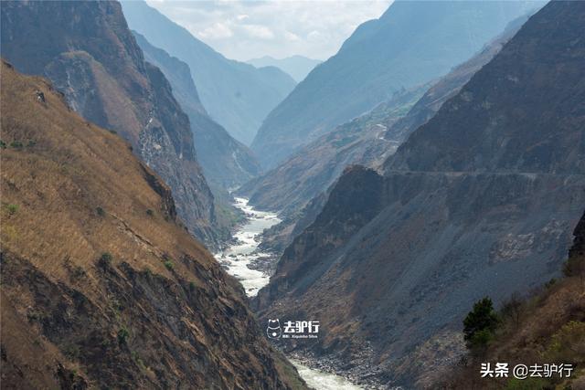 虎跳峡最好游览时间（中外游客对虎跳峡评价差异化）(2)