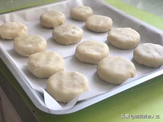 绿豆饼怎么制作（自制绿豆饼口感香甜）(5)