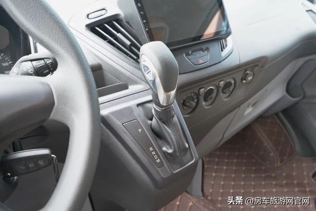 福特v348b型六座房车 旌航房车福特FT-IIC型大额头(4)