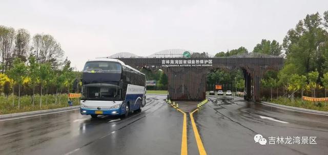 乘游轮游三亚值得去吗（上海假日列车通化号）(26)