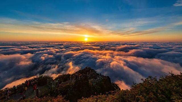 峨眉山美丽的古风景（还原峨眉山最美风景）(9)