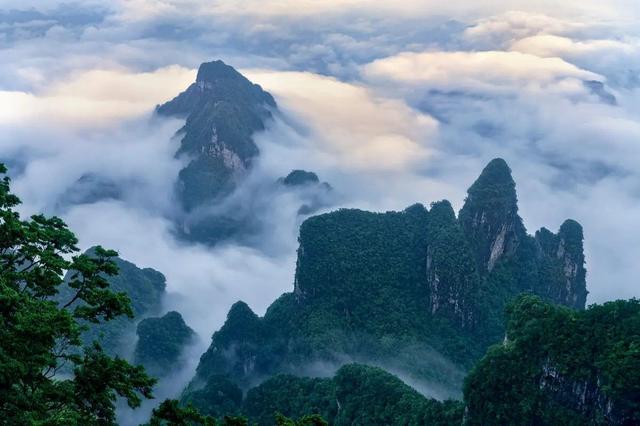 张家界索道和玻璃栈道怎么安排（张家界景区从世界上最长的高山观光索道到惊险刺激的玻璃栈道）(8)