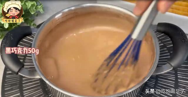 不用奶油的6寸巧克力慕斯蛋糕做法（原来好吃的巧克力慕斯蛋糕不用烤箱也能完成）(6)