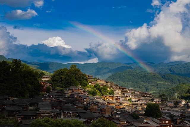 千户苗寨梵净山黄果树瀑布攻略（贵州旅游必玩景点推荐）(2)